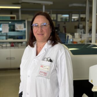 Photo du médecin FRONVAL Stéphanie (Dr)